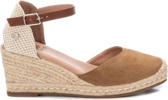 Xti Womens Wedige Sandals In Taupe
