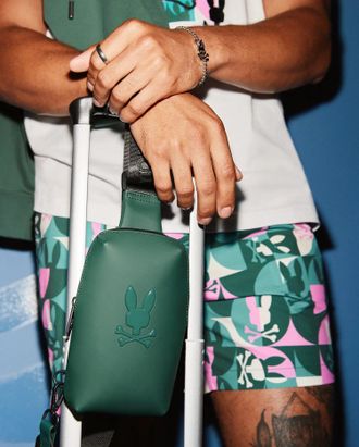 Psycho Bunny Mens Rubberized Crossbody 304 GARDEN TOPIARY / O/S