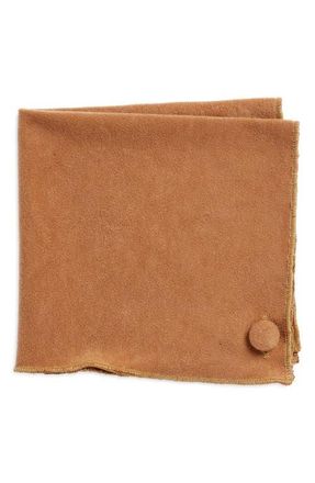 Clifton Wilson Solid Sueded Cotton Pocket Square in Tan at Nordstrom