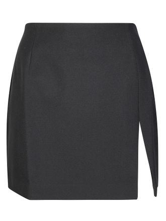 Andamane Fitted Black Mini Skirt with Smooth Texture and Minimalist Aesthetic