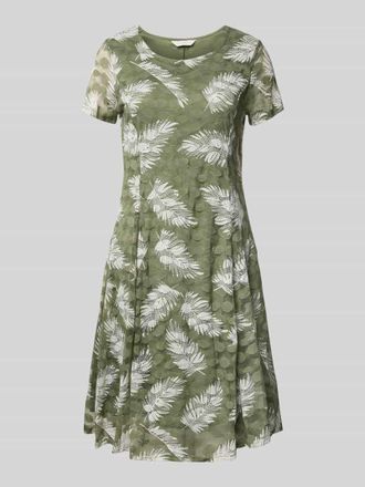 Apricot Knielanges Kleid mit Rundhalsausschnitt in Lind, Gr&ouml;&szlig;e XXL