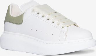 Alexander McQueen Niedrige Glattleder-Sneakers mit genarbtem Leder Oversize Candid