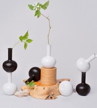 Middle Kingdom Porcelain Semi-Matte Porcelain Mini Beauty Vase in White at Nordstrom