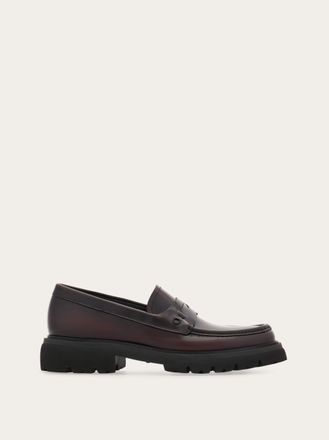 Ferragamo Men Penny loafer with chunky tread Red Size 10.5
