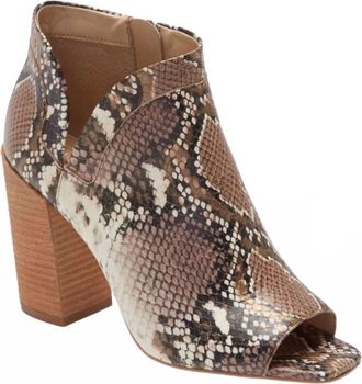 Vince Camuto Womens Fedrilla Block Heel Peep-Toe Booties In Snake Print