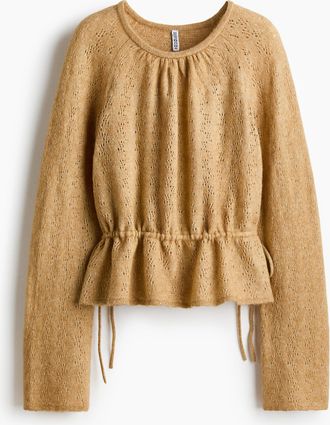 H&M Peplumshirt in Pointellestrick - Beige