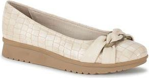 BareTraps Aurora Flat in Milkyway at Nordstrom Rack, Size 7.5