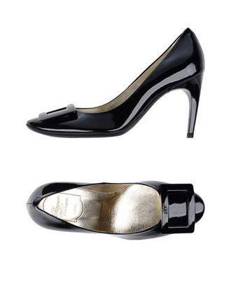 Roger Vivier Pumps