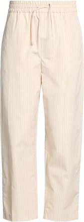 Lardini HOSEN & R&Ouml;CKE - Hosen auf YOOX.COM