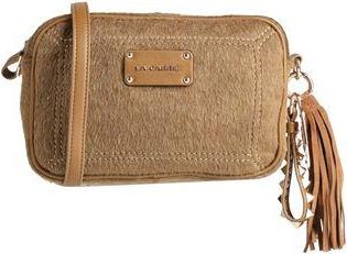 La Carrie BAGS - Cross-body bags sur YOOX.COM