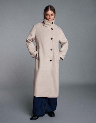Bershka cappotto lungo con collo a imbuto e cintura beige-Neutro