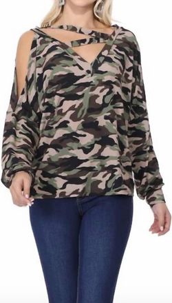 Vava Soina Zig Zag Neck Top In Camouflage