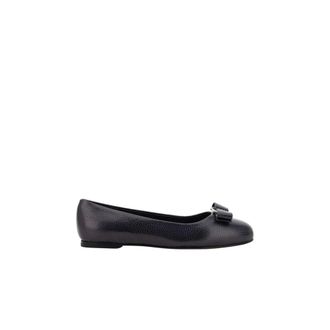Ferragamo Ballerinas, female, Black, Size: 4 1/2 US Varina Ballerina Flats