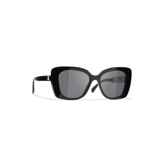 Chanel Sunglasses, female, Black, Size: 53 MM Square Sunglasses
