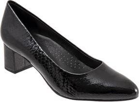 Trotters Kari Pointy Toe Pump in Black Snake Embossed Leather at Nordstrom Rack, Size 6.5