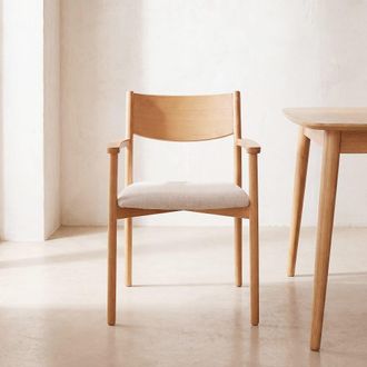 Maisons du monde Sill&oacute;n de comedor de tejido de poli&eacute;ster reciclado crudo con patas de haya maciza