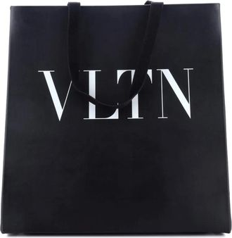 Valentino Garavani VLTN Magnetic Shopper medium leren shopper - Zwart