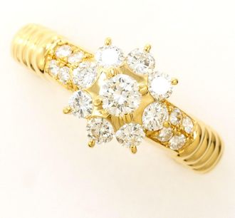 C&A Unbranded (18K) Band Ring (Pre-Owned)