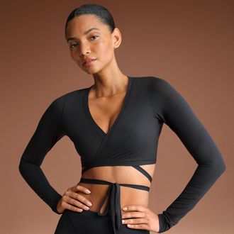 Nike Womens SKIMS Weightless Layers Long-Sleeve Wrap Top in Black | LSLSL9850W-OBD
