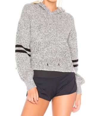 Onzie Varsity Sweater In Heather Grey