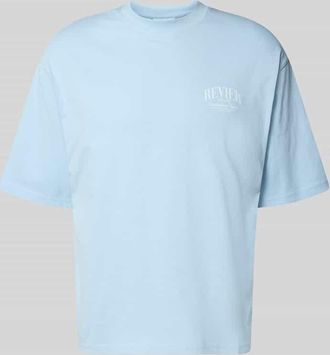 Review T-Shirt mit Label-Detail in Hellblau, Gr&ouml;&szlig;e XXL