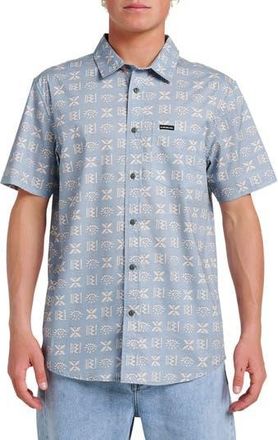 Quiksilver Stone Etch Classic Fit Short Sleeve Stretch Cotton Button-Up Shirt in Ashley Blue at Nordstrom Rack, Size Xx-Large