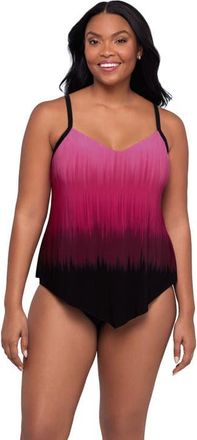 Trimshaper Hank Handkerchief Plus Size Tankini Swimsuit Top in Rose Ombre at Nordstrom, Size 16W