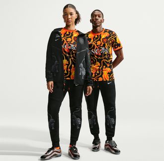 Nike Mens Netherlands x Patta Tech Fleece Jogger Pantsin Black | IM3213-010
