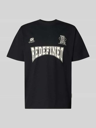 Redefined Rebel T-Shirt mit Statement-Print und Rundhalsausschnitt in Black, Gr&ouml;&szlig;e XXL