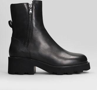 Julie Dee Combat Boots In Black Leather