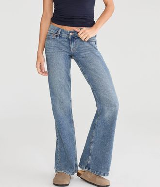 A&eacute;ropostale Super Low-Rise Flare Jean