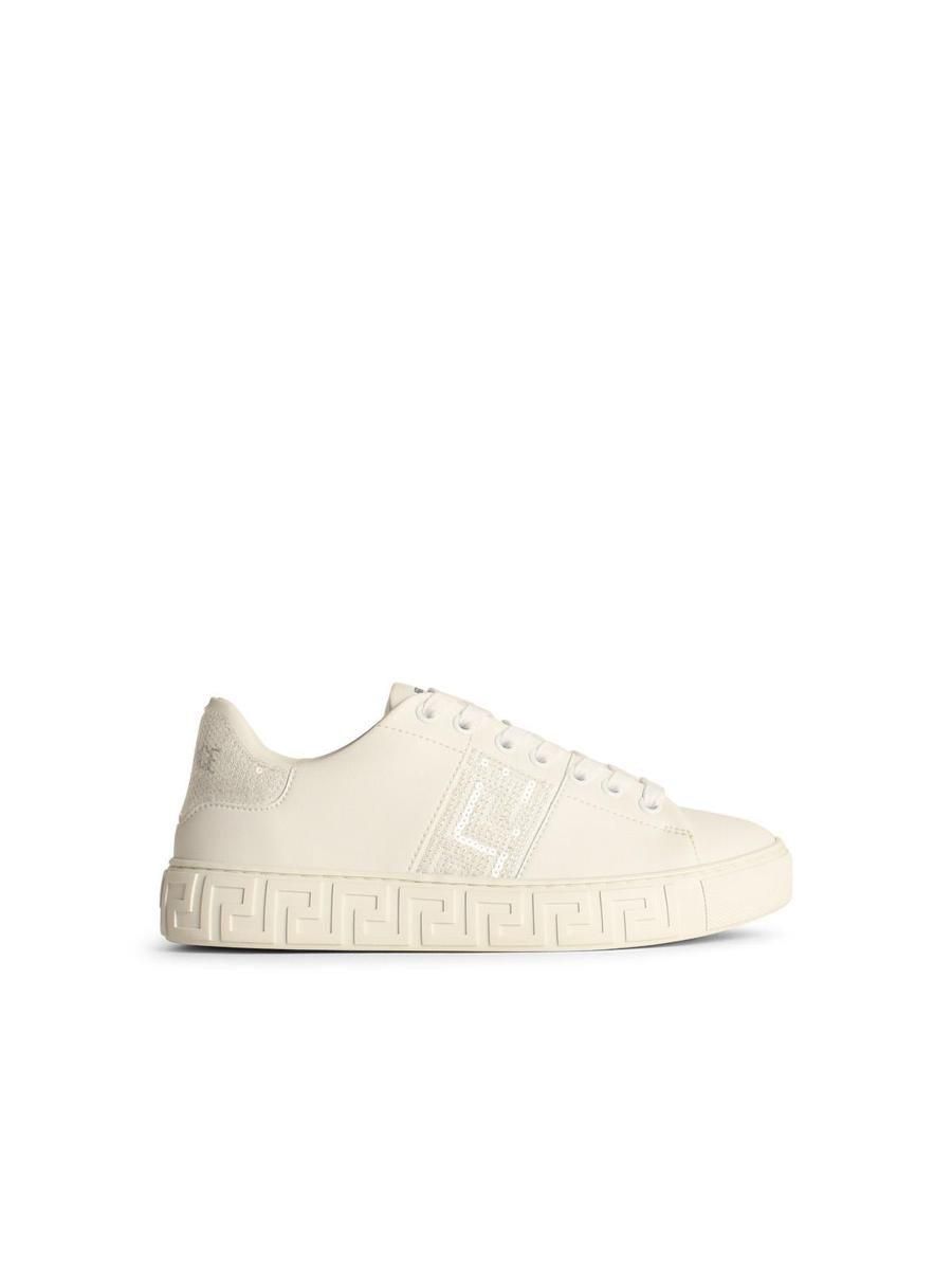 Versace: White Sneakers now up to −73% | Stylight