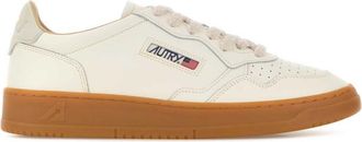 Autry White Logo AULM Sneakers
