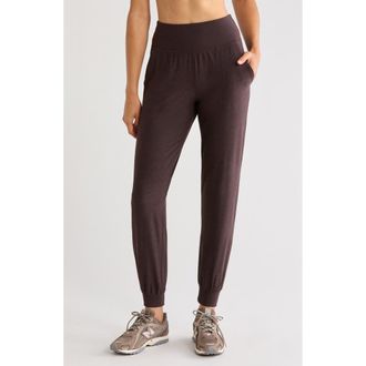 Beyond Yoga Midweight Spacedye Midi Joggers in Dark Chocolate Heather at Nordstrom, Size X-Small