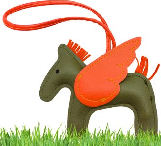 Generic Pegasus Keychain, Horse Keychain, Pony, Animal Keyring, PU Leather Animal Lover Gift for Women Girl Teen, Green-orange, One size