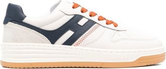 Hogan logo-patch low-top sneakers - women - Leather - 36.5 - Neutrals