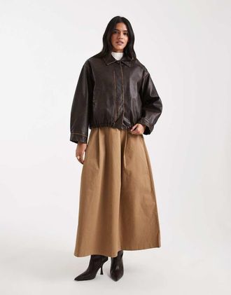 Only Gonna svasata lunga color cammello a pieghe-Marrone