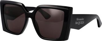Alexander McQueen Stijlvolle zonnebril Am 0467S voor de zomer - Dames - Zonnebrillen - Zwart - 56 MM - Accessoires