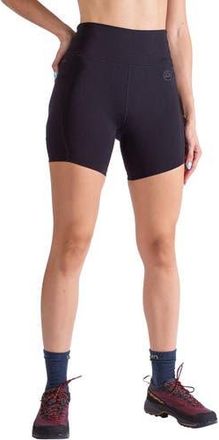 La Sportiva Cosmosis 6In Short - Womens in Black/onyx at Nordstrom, Size X-Large