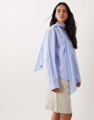 Arket camicia in cotone con sciarpa azzurro chiaro-Blu