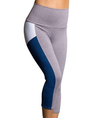 Onzie Womens Stunner Capri Leggings In Onz Moonlight Blue