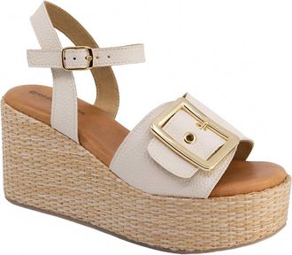 Chocolat Blu Womens Platform Sandals Jenis In White