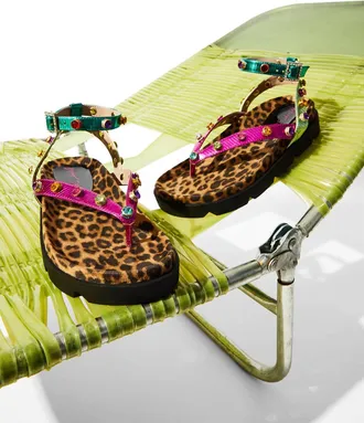 Betsey Johnson Womens Conley Metallic Sandal In Multi