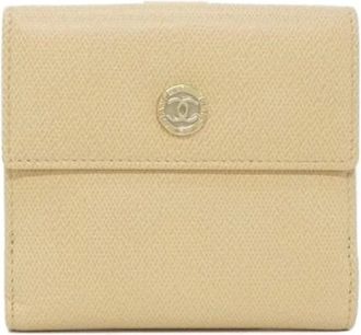 Chanel Pre-owned Wallets, female, Beige, Size: ONE SIZE Pre-owned Calfskin Wallet
