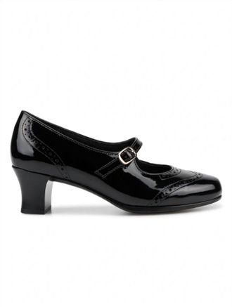 Munro Womens Isabel Heels In Black Patent