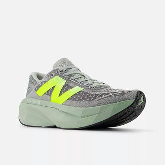 New Balance Mens Fuelcell Supercomp Trainer V3 Running Shoes In Mosaic Green