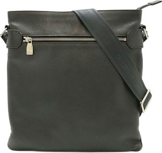 Louis Vuitton Black Taiga Leather Sasha (Authentic Pre-Loved)