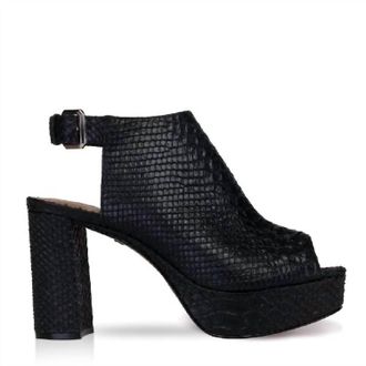 Carrano Womens Snake Leather Platform In Black