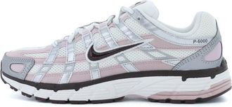 Nike (WMNS) Nike P-6000 Summit White Metallic Silver Burgundy Crush IM6026-121