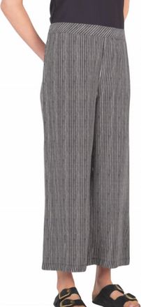 Ismad London Pull On Print Crop Pant In Natural Black